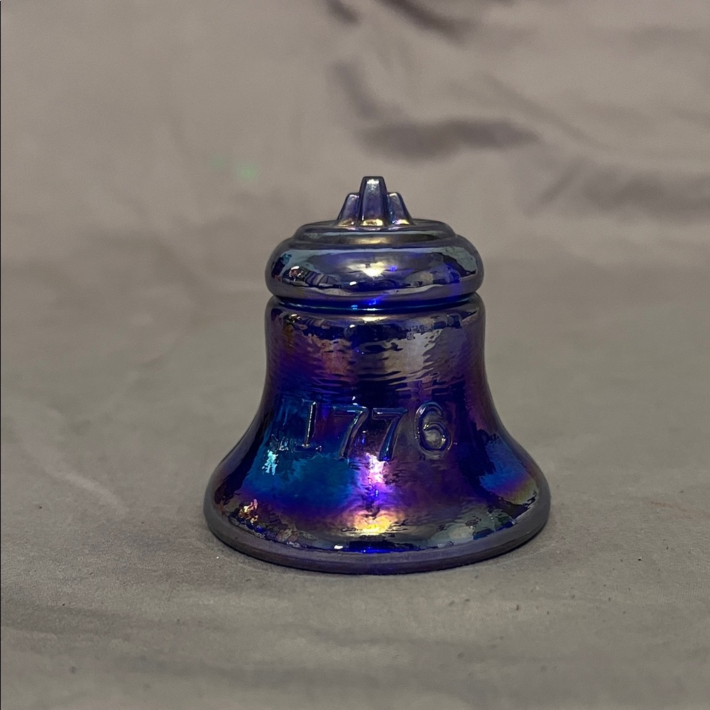 Degenhart Glass Bicentennial Liberty Bell 1776 - 1976